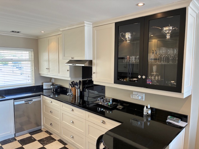 2 Bedroom Property for Sale in Fresnaye Western Cape